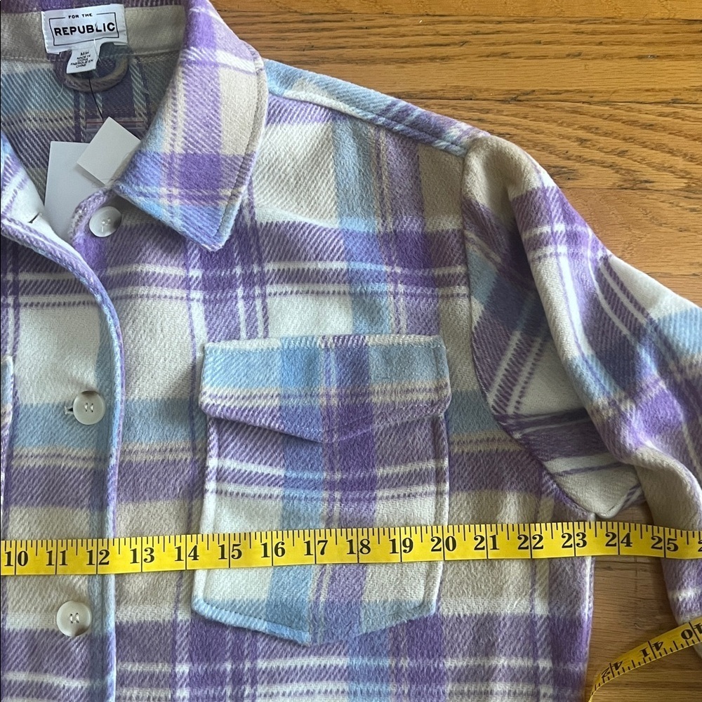 For The Republic Plaid Cropped jacket purple blue beige size medium -flannel - Picture 11 of 11